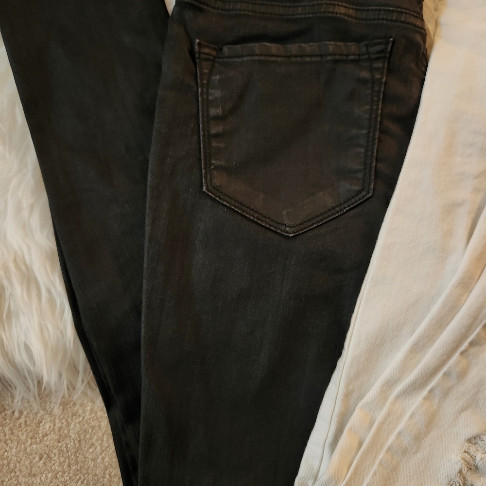 Pants - Picture 2 of 5